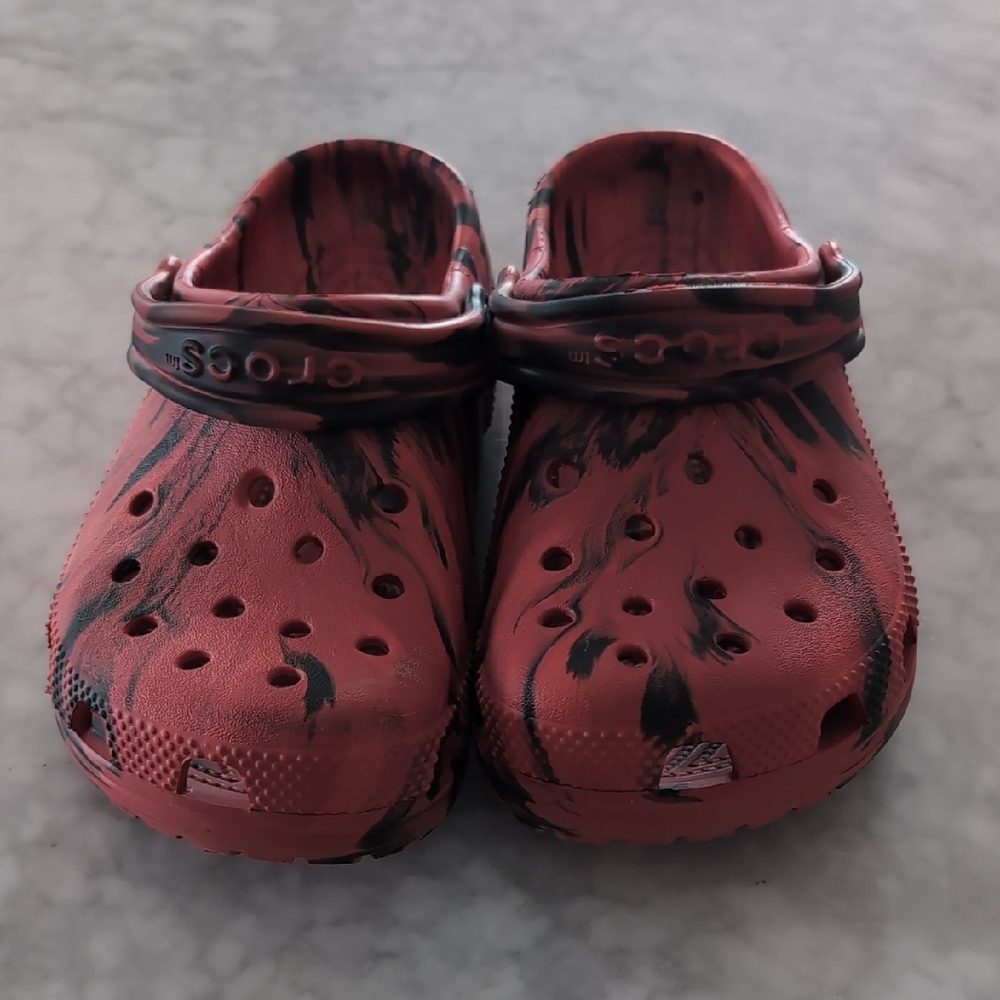 CROCS Kids Red and Black Swirl Clogs